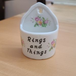 Cute small ring bowl/wall holder